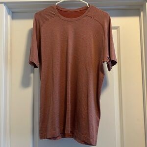 Men’s Lululemon shirt size L